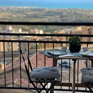 https://atenea-indoor-locazioni-turistiche.sicilyhotelsitaly.net