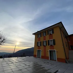 Hotel Belvedere, Spiazzi Di Caprino
